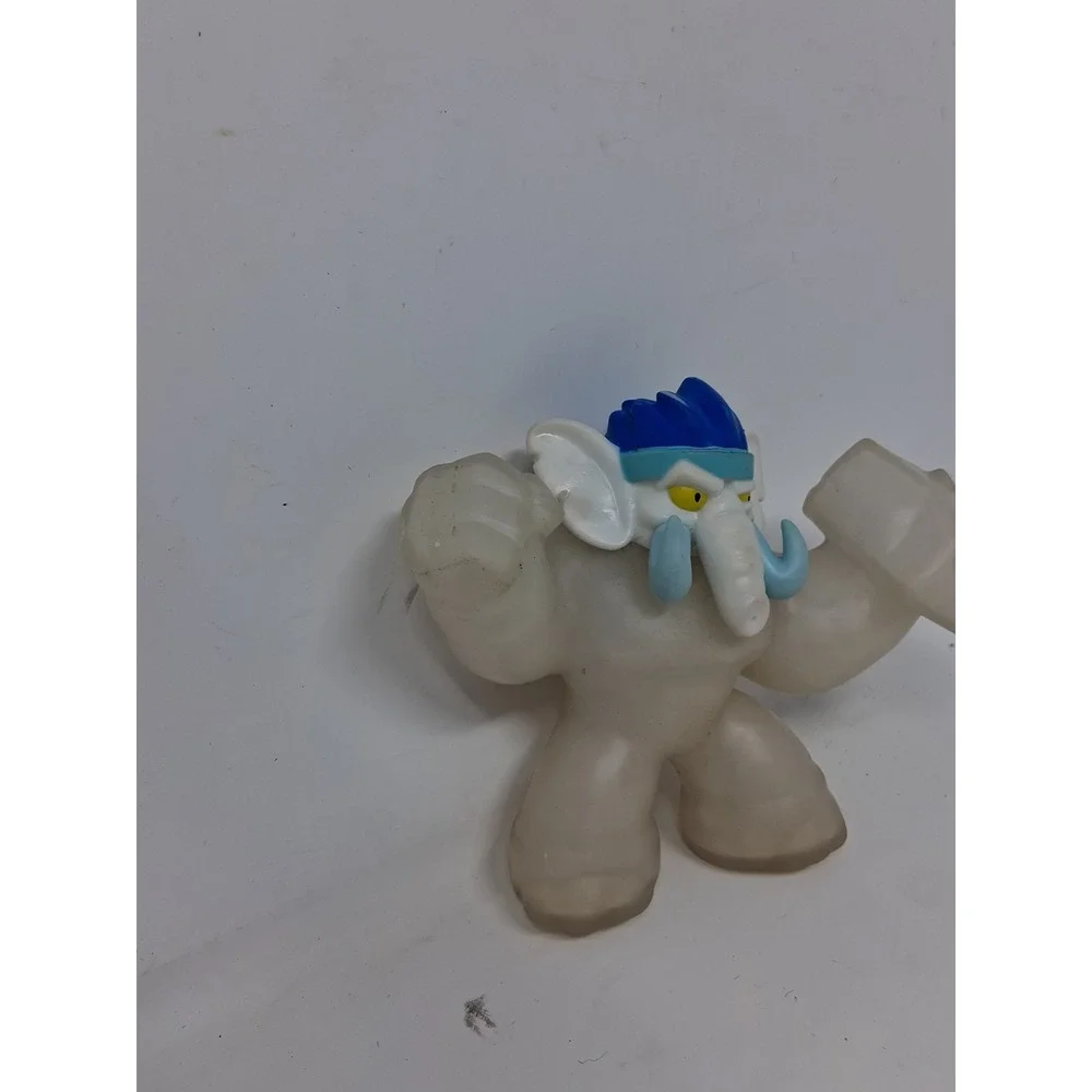 Heroes Of Goo Jit Zu Gigatusk Mammoth Stretch Dry Beaded Rare Figure By Moose. Y